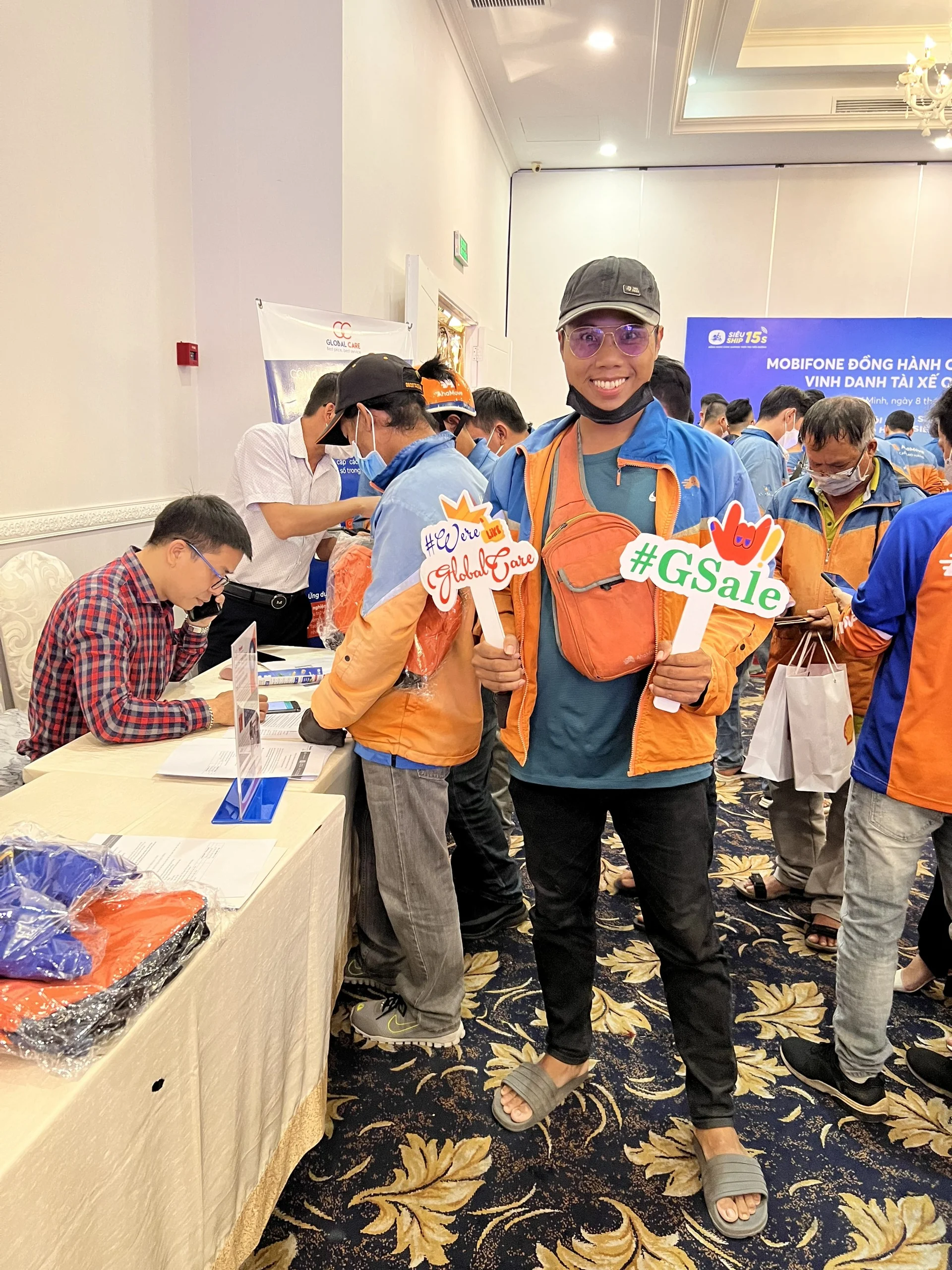 hinh_anh_bac_tai_ahamove_check_in_tai_su_kien_cung_global_care